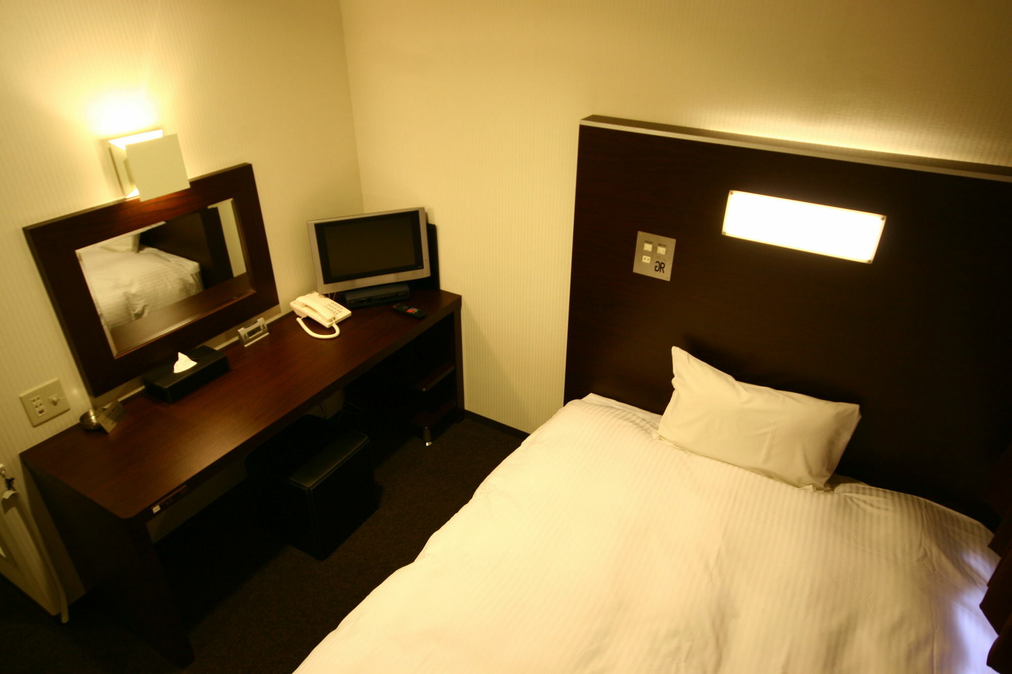 Green Rich Hotel Hiroshima Shinkansenguchi Екстериор снимка